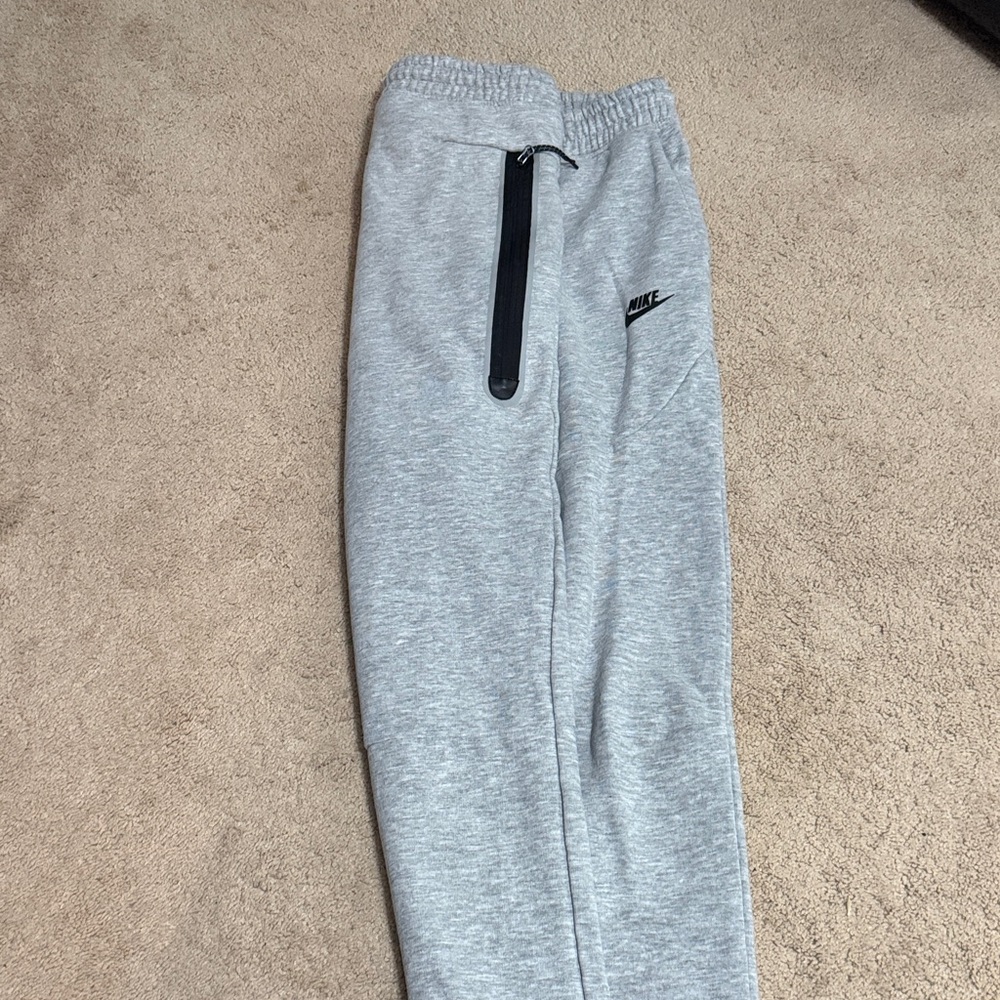 Nike Gray Slim Fit Tech Fleece Joggers
